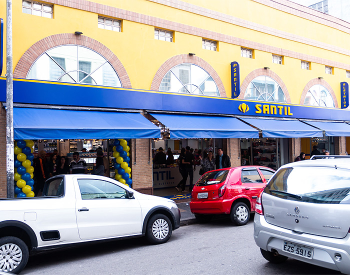  Em comemoração aos 40 anos, Santil reforma e reinaugura uma de suas lojas