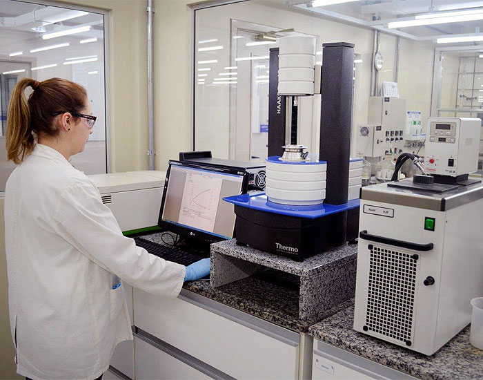 Killing moderniza seu laboratório apostando em inovação e sustentabilidade  