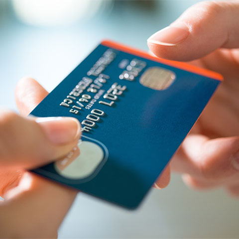 Demanda do consumidor por crédito cresce 24% em um ano, revela Serasa Experian