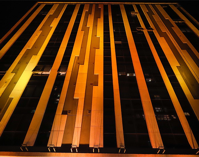 Tintas Renner by PPG ilumina hotéis em alusão à Paleta de Cores do ano de 2021