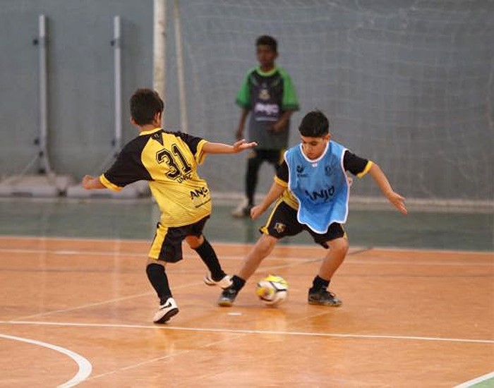 Projeto Anjos do Futsal, idealizado e organizado pela Anjo Tintas, completa 20 anos