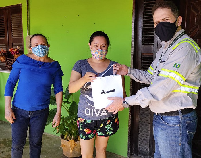 Cimento Apodi faz entrega de kits de higiene no interior cearense