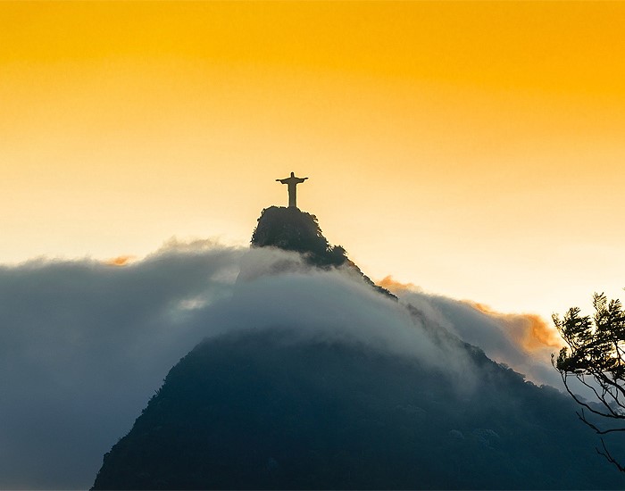 Tintas Coral celebra os 90 anos do Cristo Redentor com participação em projeto social 