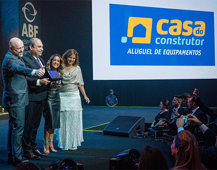 Casa do Construtor conquista Selo de Excelência em Franchising 2022  