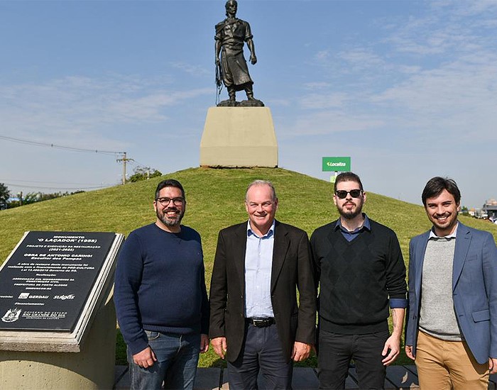 Gerdau reinaugura o monumento do Laçador em Porto Alegre (RS)  