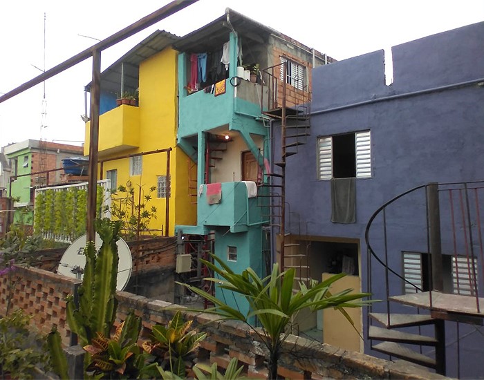 Projeto de revitalização do G10 Favelas realiza reforma em casas de Paraisópolis