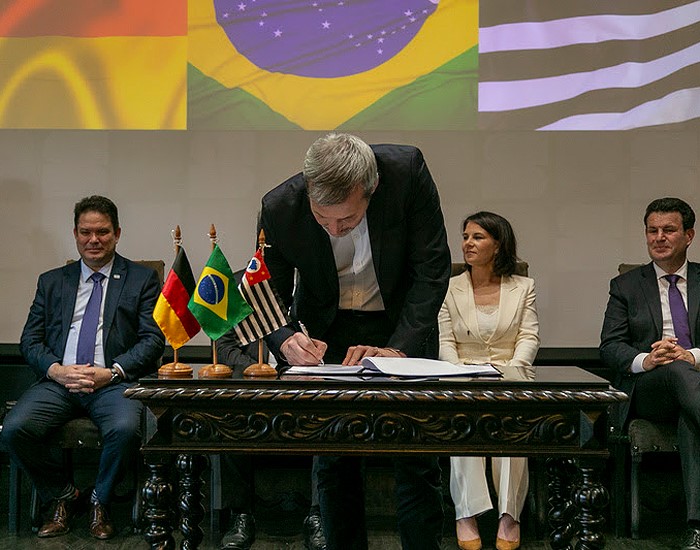 Siemens firma acordo com governo paulista pela liderança na agenda climática