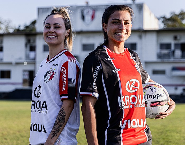 Krona patrocina a equipe de futebol feminino do Joinville Esporte Clube     