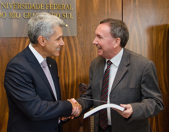 Tramontina e Universidade Federal do RS renovam acordo de cooperação 