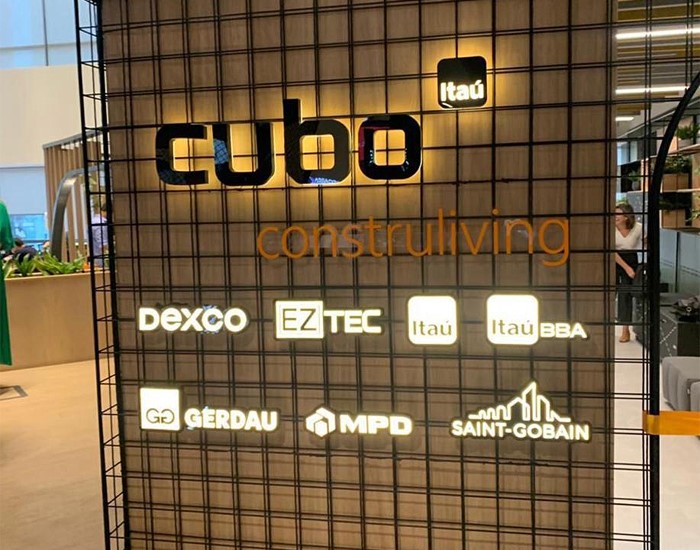 Dexco inaugura lounge personalizado, no Cubo Itaú, na capital paulista