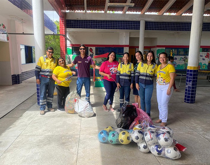 Colaboradores da CSN Cimentos doam brinquedos para instituições sociais