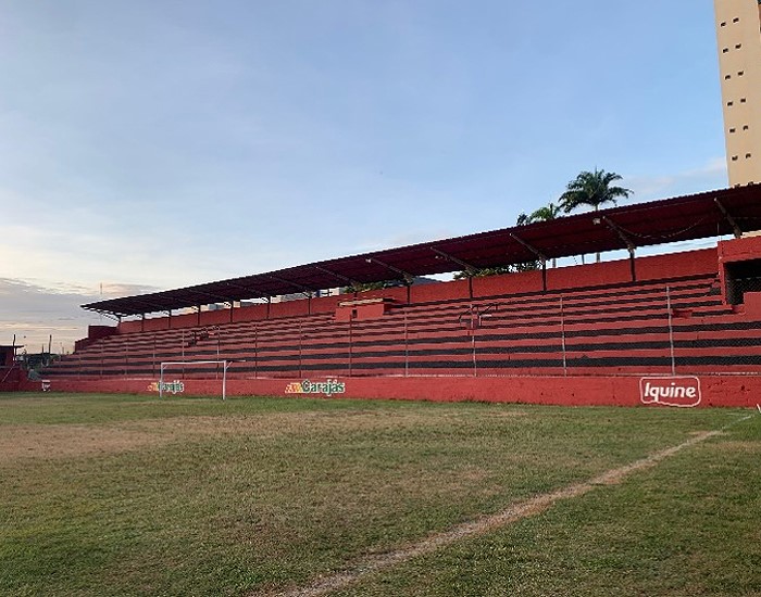 Carajás, em parceria com a Tintas Iquine, ajuda a revitalizar estádio na Paraíba  