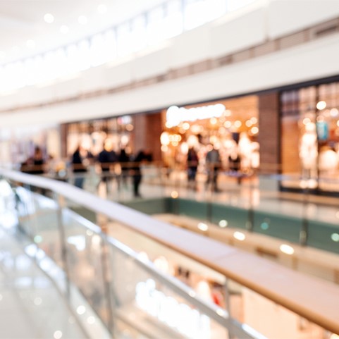 Confiança do consumidor tem terceira queda mensal seguida em fevereiro