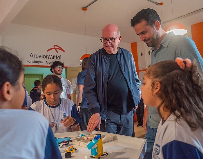 ArcelorMittal inaugura laboratórios de robótica e tecnologia em Resende (RJ) 