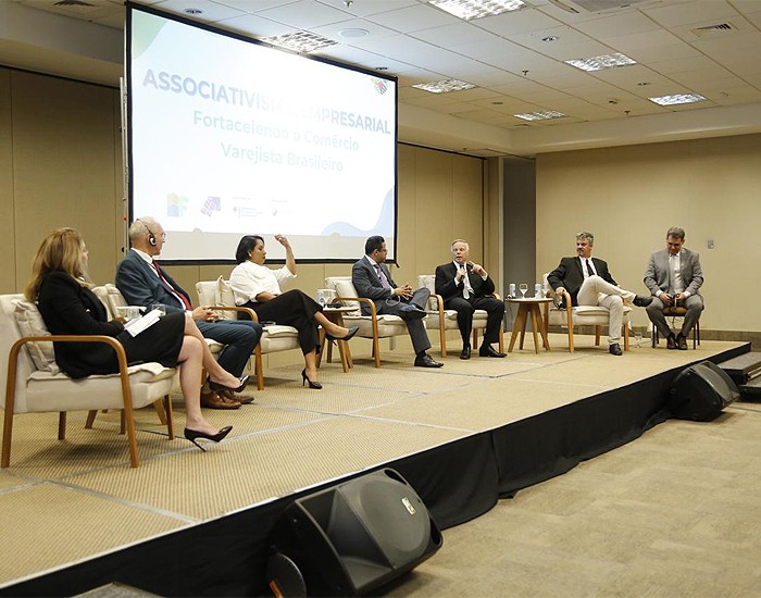 Febramat e entidade alemã promovem debate sobre o associativismo no Brasil