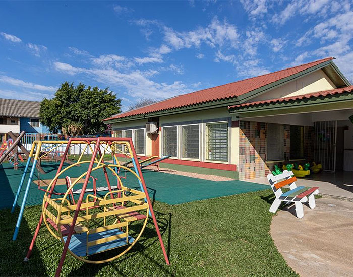 Roca Brasil Cerámica apoia projeto para recuperação de escolas no RS