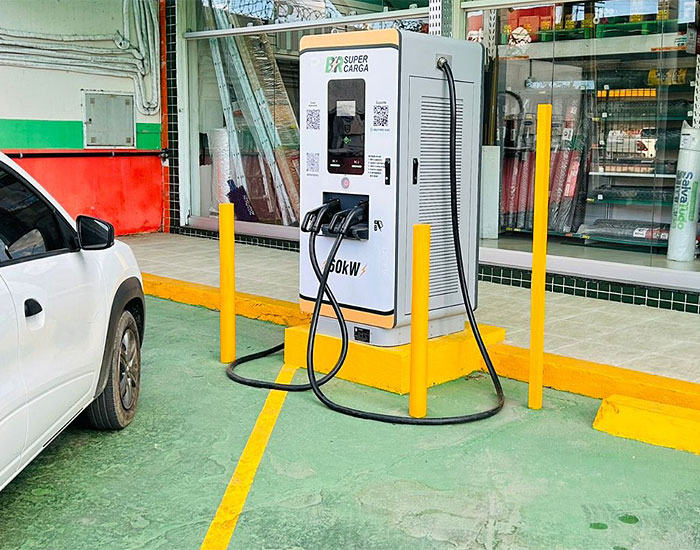 Carajás recebe pontos de recarga para veículos elétricos nas lojas de AL e PB