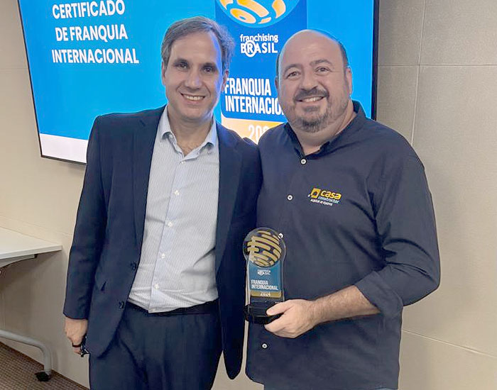 Casa do Construtor conquista o Certificado de Franquia Internacional da ABF