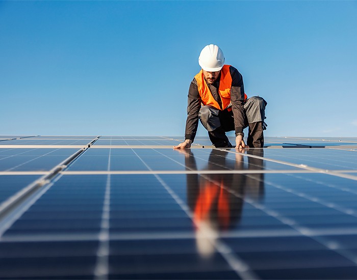 Energia solar atinge 52 gigawatts e R$ 238,3 bilhões em investimentos no Brasil