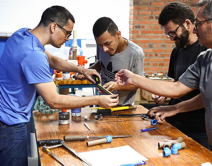 Tigre abre nova turma para curso gratuito de instalação hidráulica em São Paulo (SP)