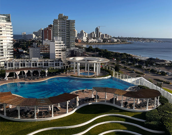 Líderes do Amanhã, juntos, em Punta del Este para debates e relacionamentos