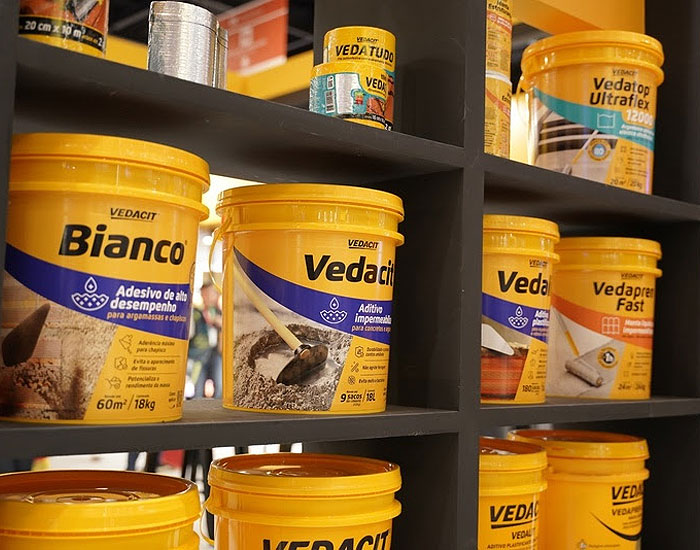 Vedacit apresenta revitalização de marca, que assinala seu novo momento 