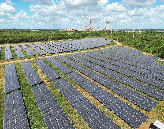 Cimento Apodi inicia as operações de sua usina fotovoltaica em Quixeré (CE)