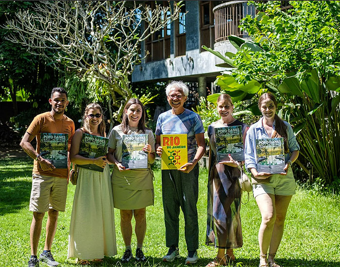 Docol leva profissionais para visita ao estúdio do arquiteto Popo Danes em Bali 