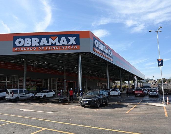 Obramax inaugura loja em Cariacica e marca chegada ao Espírito Santo 