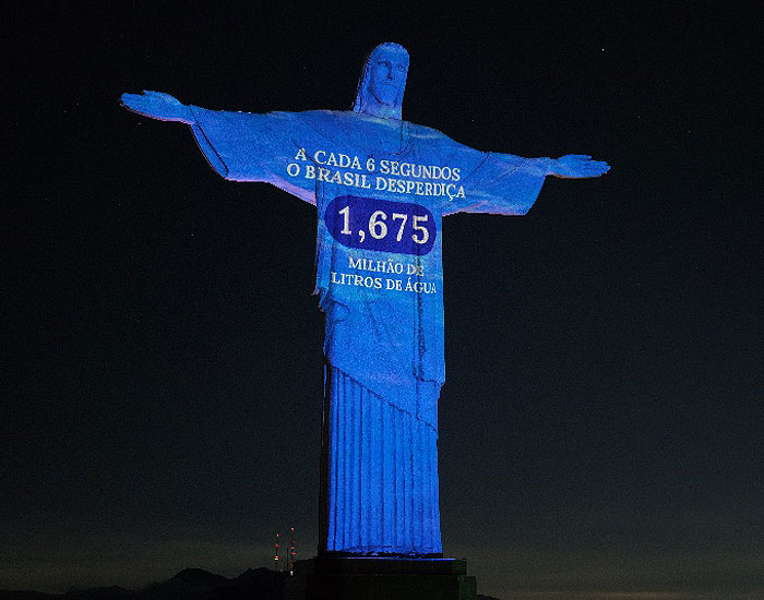 Amanco Wavin faz alerta sobre desperdício de água em ação no Cristo Redentor 