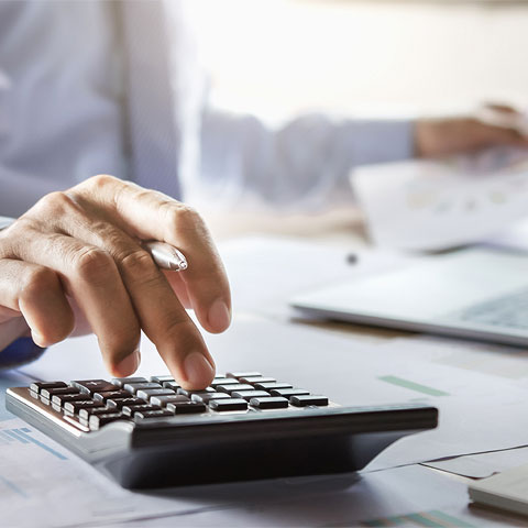 Faturamento da indústria subiu 3,8% em março, mostra pesquisa da  CNI 