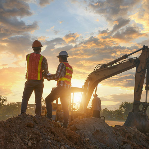 Atividade da indústria da construção desacelera, mas emprego no setor resiste  